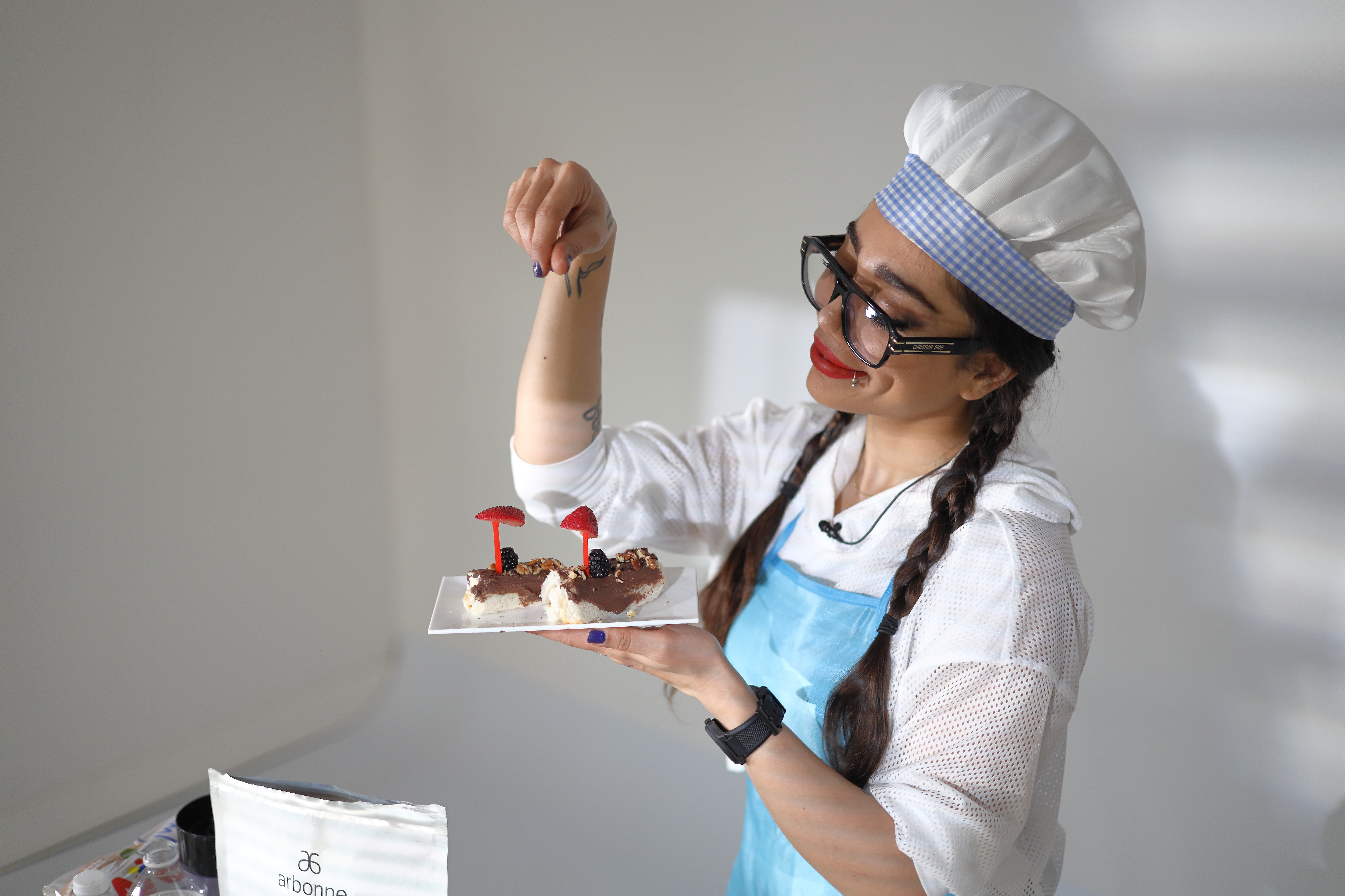 Elnaz preparing a FitDish meal